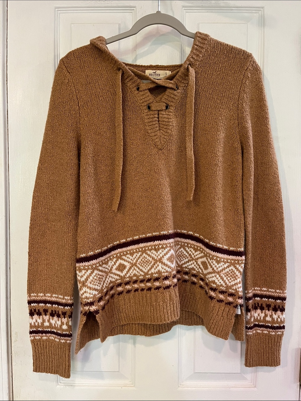 HOLLISTER HOODED KNIT FAIR ISLE SWEATER BROWN SIZE SMALL